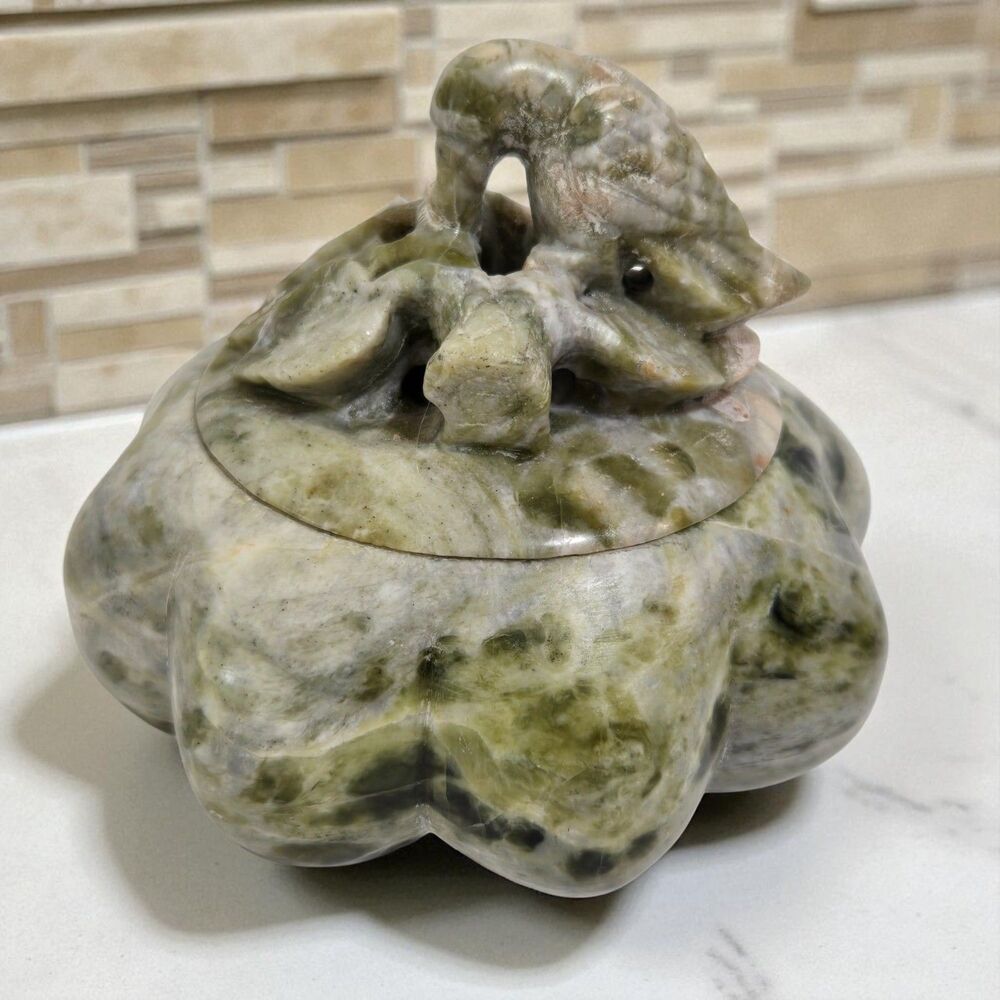 Vintage hand Carved Green Soapstone Bird On leaves‎ Trinket Box 3" tall Stone